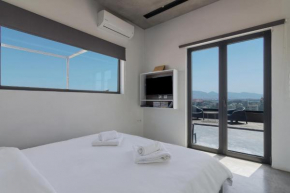 Apartment With Terrace In Piraeus